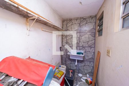 Casa à venda com 300m², 3 quartos e 2 vagas Casa à venda com 300m², 3 quartos e 2 vagasÁrea de Serviço