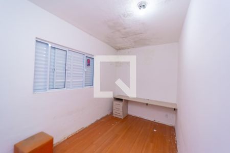 Casa à venda com 300m², 3 quartos e 2 vagas Casa à venda com 300m², 3 quartos e 2 vagasQuarto 2