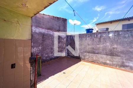 Casa à venda com 300m², 3 quartos e 2 vagas Casa à venda com 300m², 3 quartos e 2 vagasTerraço