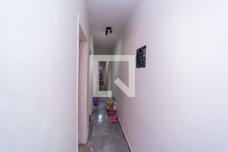 Casa à venda com 300m², 3 quartos e 2 vagas Casa à venda com 300m², 3 quartos e 2 vagasCorredor