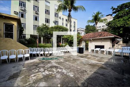 Apartamento para alugar com 70m², 2 quartos e 1 vagaÁrea comum