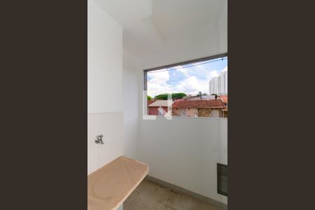 Studio para alugar com 27m², 1 quarto e sem vaga Studio para alugar com 27m², 1 quarto e sem vagaÁrea de Serviço