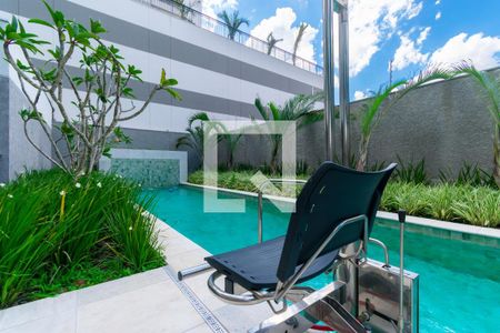 Studio para alugar com 27m², 1 quarto e sem vaga Studio para alugar com 27m², 1 quarto e sem vagaÁrea comum - Piscina