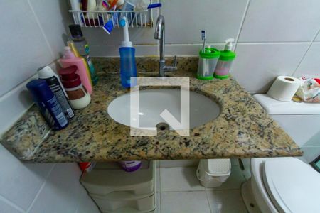 Apartamento à venda com 105m², 3 quartos e 3 vagasBanheiro da Suíte 2