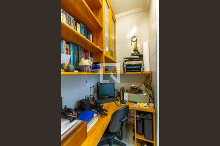 Apartamento à venda com 105m², 3 quartos e 3 vagasEscritório