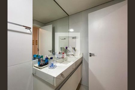 Apartamento à venda com 289m², 4 quartos e 4 vagas