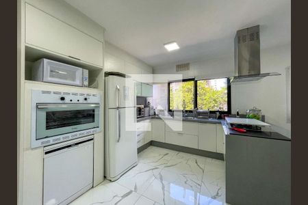 Apartamento à venda com 289m², 4 quartos e 4 vagas