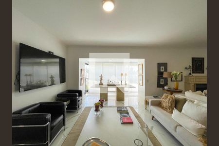 Apartamento à venda com 289m², 4 quartos e 4 vagas