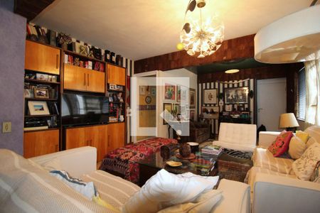 Sala de apartamento à venda com 3 quartos, 123m² em Moema, São Paulo