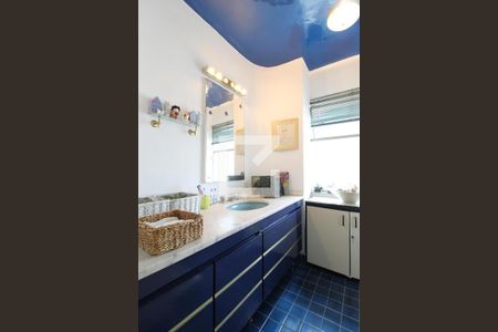 Apartamento à venda com 123m², 3 quartos e 1 vagaBanheiro Social