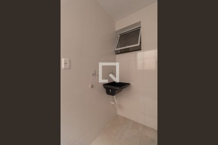 Área de Serviço de casa para alugar com 2 quartos, 52m² em Jardim Nordeste, São Paulo
