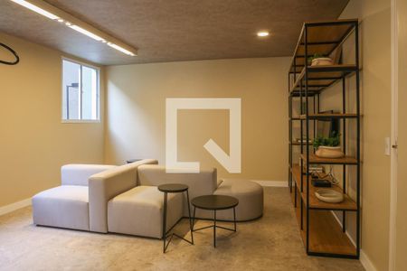 Apartamento para alugar com 28m², 1 quarto e sem vaga Apartamento para alugar com 28m², 1 quarto e sem vagaÁrea comum - Salão de festas
