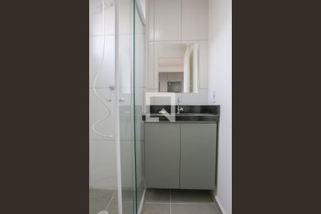 Banheiro de apartamento para alugar com 1 quarto, 28m² em Santa Cecilia, São Paulo