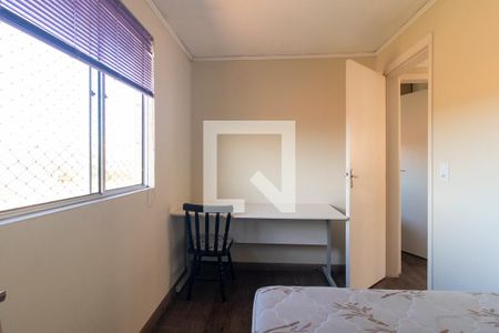 Quarto 2 de apartamento para alugar com 2 quartos, 42m² em Santo Antônio, São José dos Pinhais