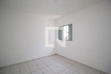 Quarto 1 de casa para alugar com 2 quartos, 120m² em Vila Iorio, São Paulo