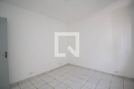 Quarto 1 de casa para alugar com 2 quartos, 120m² em Vila Iorio, São Paulo