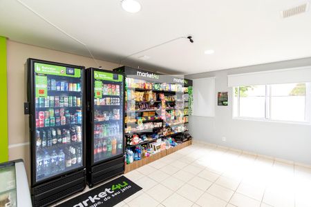 Apartamento para alugar com 51m², 2 quartos e 1 vagaMini Mercado