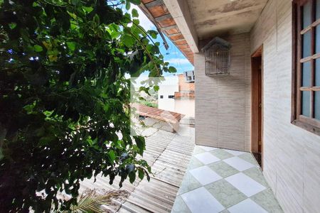 Casa para alugar com 80m², 2 quartos e 1 vaga Casa para alugar com 80m², 2 quartos e 1 vagaVista da Sacada