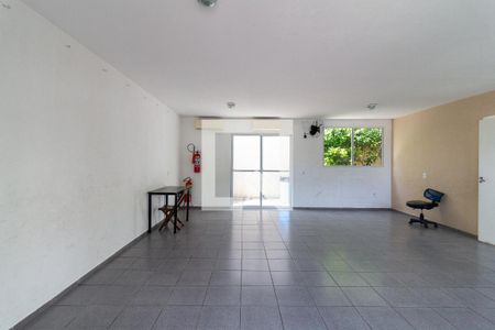 Apartamento para alugar com 42m², 2 quartos e 1 vagaÁrea comum - Salão de festas