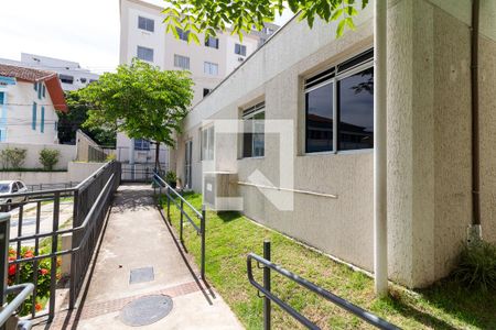 Apartamento para alugar com 42m², 2 quartos e 1 vagaÁrea comum - Salão de festas