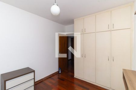Apartamento à venda com 165m², 4 quartos e 2 vagasQuarto 2