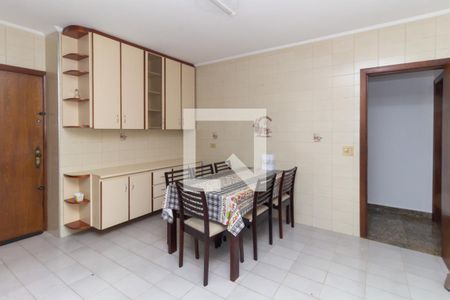 Apartamento à venda com 165m², 4 quartos e 2 vagasCozinha