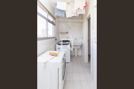 Apartamento à venda com 165m², 4 quartos e 2 vagasLavanderia