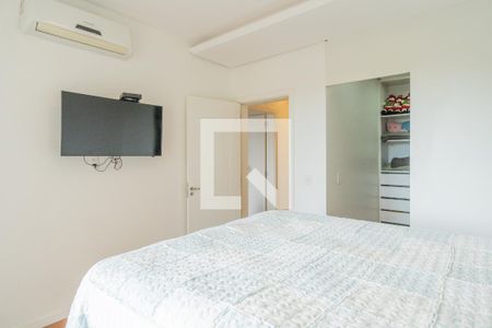 Casa à venda com 360m², 3 quartos e 8 vagas Casa à venda com 360m², 3 quartos e 8 vagasQuarto 2