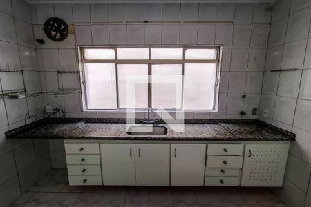 Casa à venda com 369m², 8 quartos e 5 vagasCozinha CASA 02