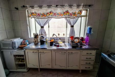 Casa à venda com 369m², 8 quartos e 5 vagasCozinha CASA 03