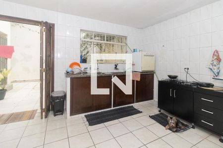 Casa à venda com 369m², 8 quartos e 5 vagasCozinha