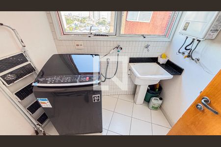 Apartamento à venda com 95m², 2 quartos e 2 vagasÁrea de Serviço