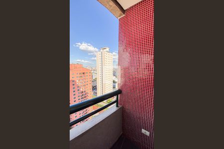 Apartamento à venda com 95m², 2 quartos e 2 vagasQuarto Varanda