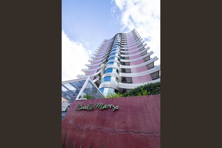 Apartamento à venda com 95m², 2 quartos e 2 vagasFachada