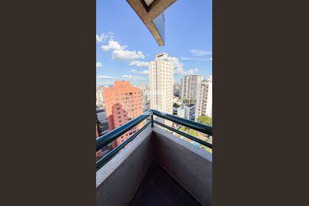Apartamento à venda com 95m², 2 quartos e 2 vagasSuite Varanda