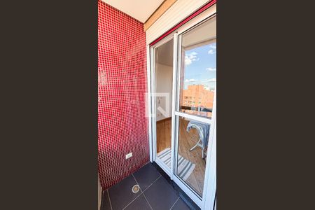 Apartamento à venda com 95m², 2 quartos e 2 vagasQuarto Varanda