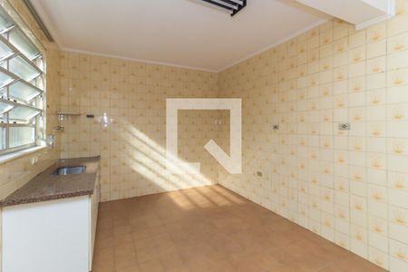 Casa à venda com 140m², 2 quartos e 2 vagasCozinha