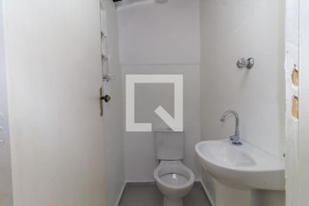 Casa à venda com 140m², 2 quartos e 2 vagasLavabo