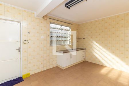 Casa à venda com 140m², 2 quartos e 2 vagasCozinha