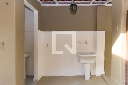 Casa à venda com 140m², 2 quartos e 2 vagasLavanderia