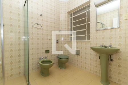 Casa à venda com 140m², 2 quartos e 2 vagasBanheiro