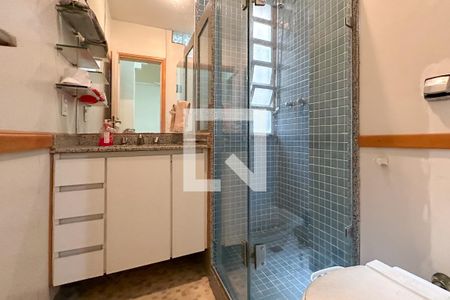 Apartamento à venda com 65m², 2 quartos e sem vaga Apartamento à venda com 65m², 2 quartos e sem vagaBanheiro Social