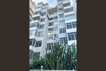 Apartamento à venda com 65m², 2 quartos e sem vaga Apartamento à venda com 65m², 2 quartos e sem vagaFachada