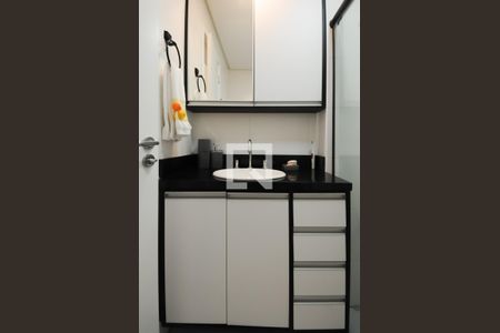 Apartamento à venda com 63m², 2 quartos e 1 vagaBanheiro Social