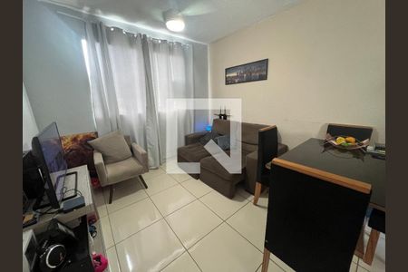 Sala de apartamento à venda com 2 quartos, 44m² em Santos Dumont, São Leopoldo