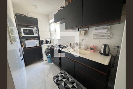 Apartamento à venda com 44m², 2 quartos e 1 vaga Apartamento à venda com 44m², 2 quartos e 1 vagaCozinha