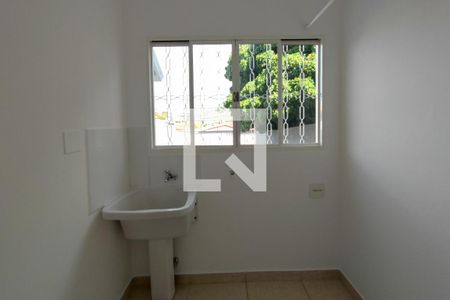 Casa para alugar com 65m², 2 quartos e 2 vagasÁrea de Serviço