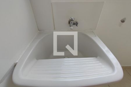 Casa para alugar com 65m², 2 quartos e 2 vagasÁrea de Serviço