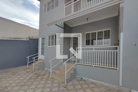 Casa para alugar com 65m², 2 quartos e 2 vagasQuintal 