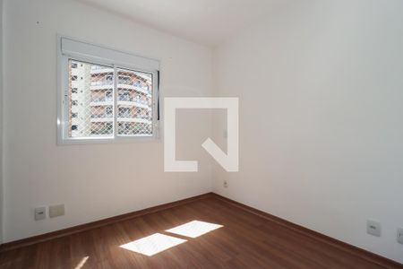 Suíte  de apartamento à venda com 2 quartos, 70m² em Jardim Parque Morumbi, São Paulo